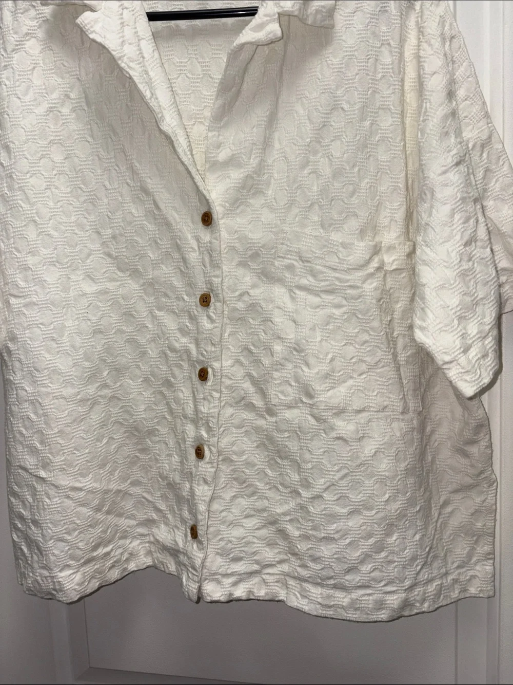 Free People White Textured Button Down Shirt Women’s L Boho Boxy Short Sleeve